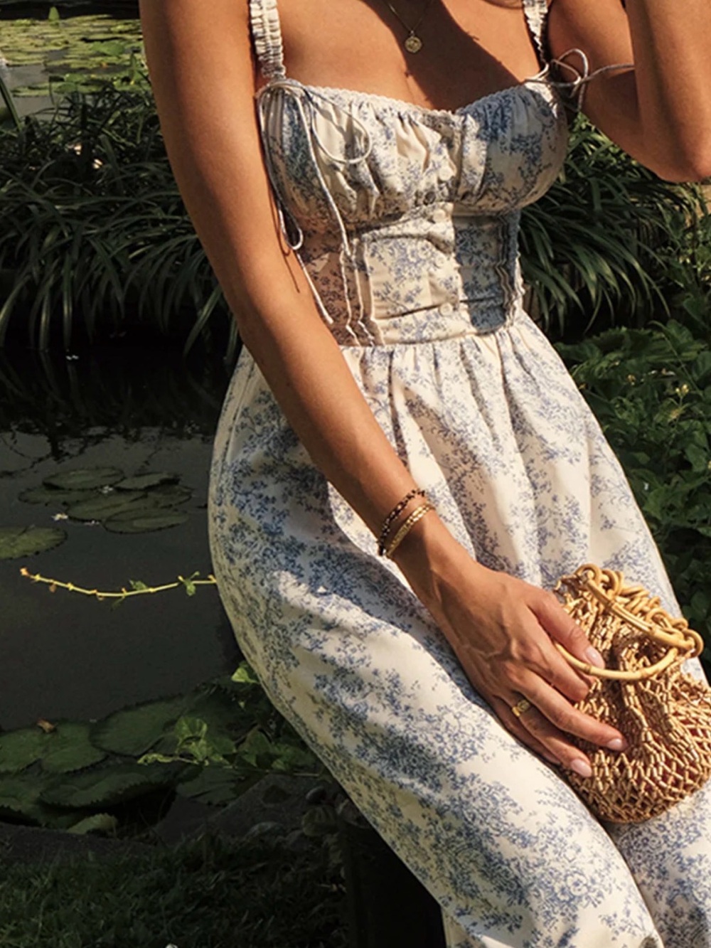 COMMENSE Blue Floral Bustier Midi Dress - Picture 4 of 10